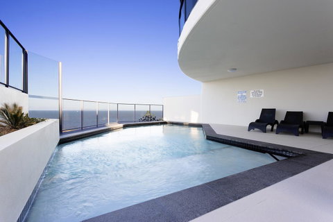 Oshen Holiday Apartments Yeppoon - Sydneys Hotel 10