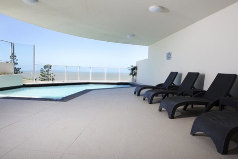Oshen Holiday Apartments Yeppoon - Sydneys Hotel 24