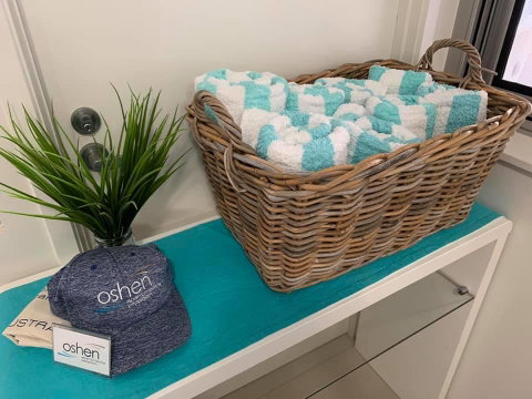 Oshen Holiday Apartments Yeppoon - Sydneys Hotel 1