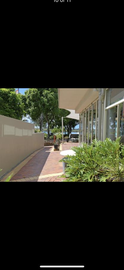 Riverside - Sydneys Hotel 12