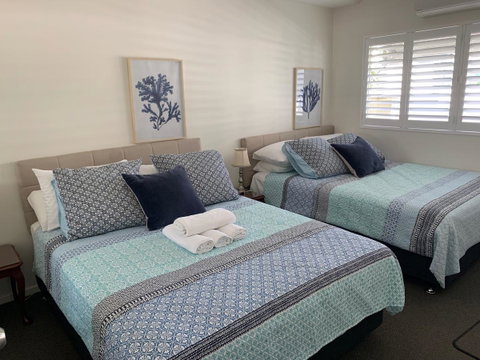 Riverside - Sydneys Hotel 9