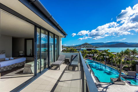 Mirage Whitsundays - Sydneys Hotel 3