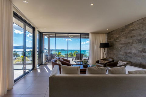 Mirage Whitsundays - Sydneys Hotel 22