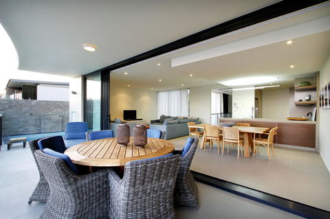 Mirage Whitsundays - Sydneys Hotel 25