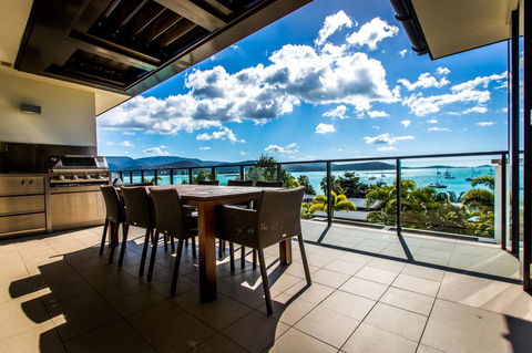 Mirage Whitsundays - Sydneys Hotel 14