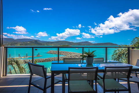 Mirage Whitsundays - Sydneys Hotel 0