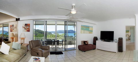 Poinciana 112 - Sydneys Hotel 12