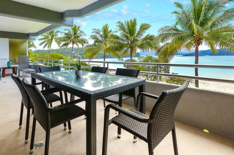 Frangipani 104 - Hamilton Island - Sydneys Hotel 0