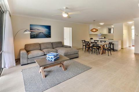 Frangipani 104 - Hamilton Island - Sydneys Hotel 4