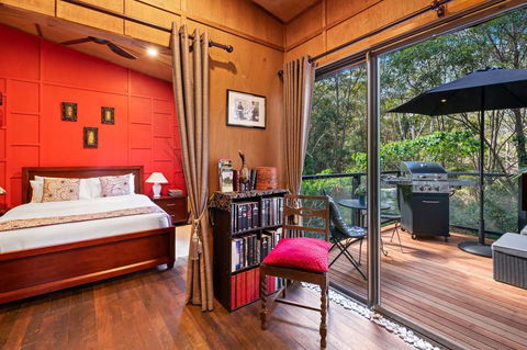 Noosa Hinterland Retreat - Sydneys Hotel 0