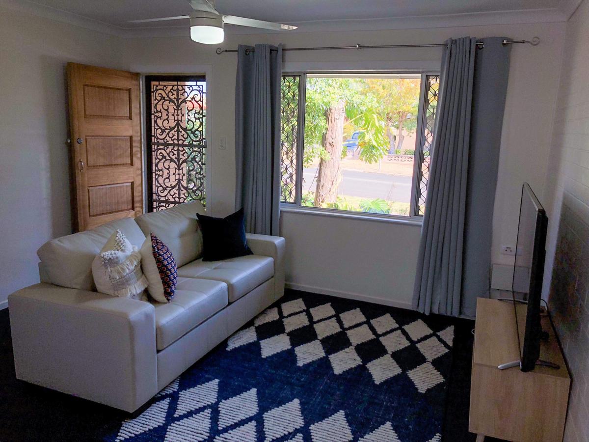 Buaraba QLD Sydneys Hotel