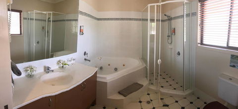 The Bearded Dragon Boutique Hotel - Sydneys Hotel 5