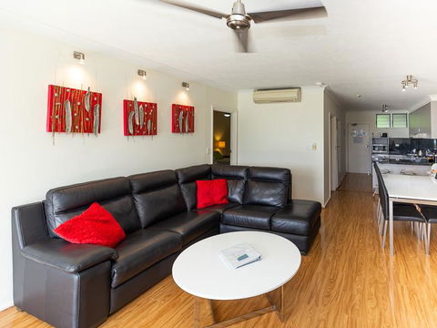 Beach Lodges - Sydneys Hotel 32