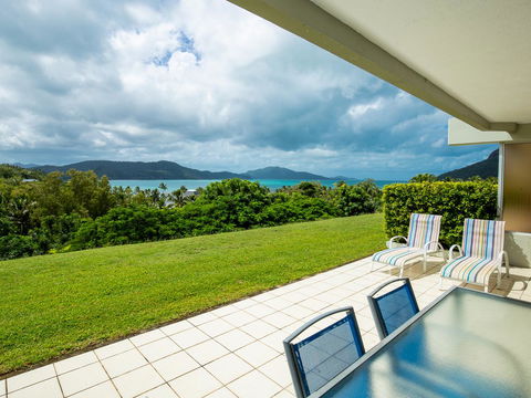 Beach Lodges - Sydneys Hotel 24
