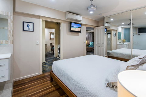 Beach Lodges - Sydneys Hotel 43