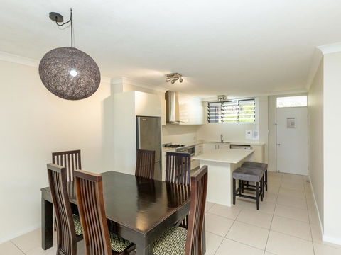 Beach Lodges - Sydneys Hotel 22
