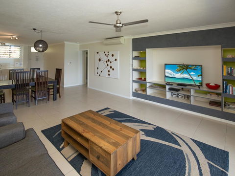 Beach Lodges - Sydneys Hotel 13