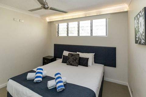 Beach Lodges - Sydneys Hotel 11