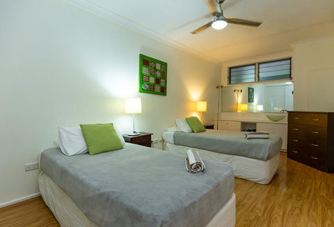 Beach Lodges - Sydneys Hotel 27