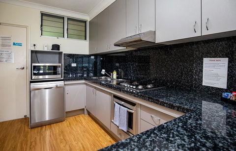 Beach Lodges - Sydneys Hotel 29