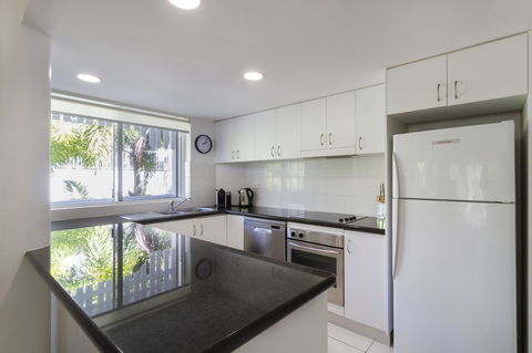 The White House Port Douglas - Sydneys Hotel 38