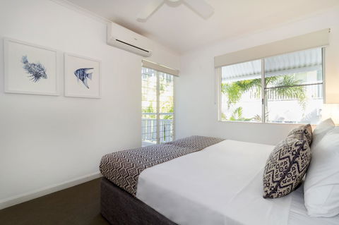 The White House Port Douglas - Sydneys Hotel 36