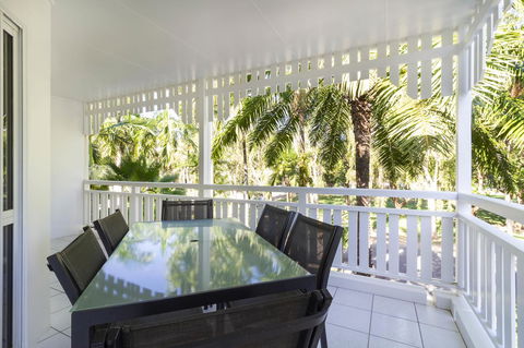 The White House Port Douglas - Sydneys Hotel 34