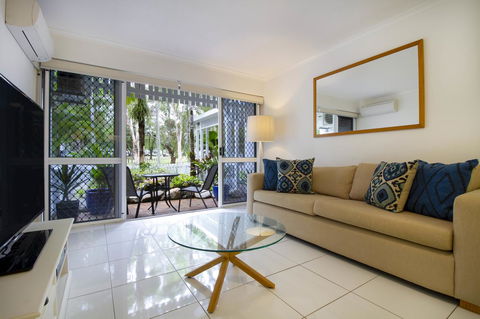 The White House Port Douglas - Sydneys Hotel 3