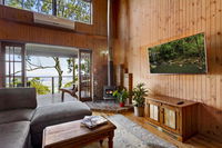 Book Mount Tamborine Accommodation Vacations Sydneys Hotel Sydneys Hotel