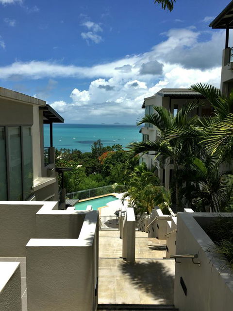 Whitsunday Reflections - Sydneys Hotel 18