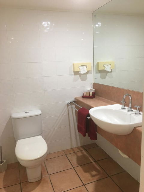 Eco Village Mission Beach - Sydneys Hotel 11