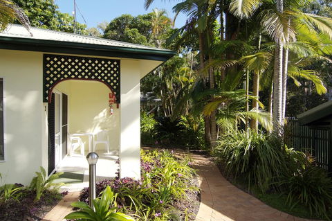 The Port Douglas Queenslander - Sydneys Hotel 27