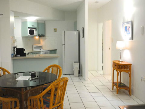 The Port Douglas Queenslander - Sydneys Hotel 22