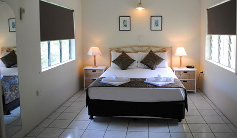 The Port Douglas Queenslander - Sydneys Hotel 33