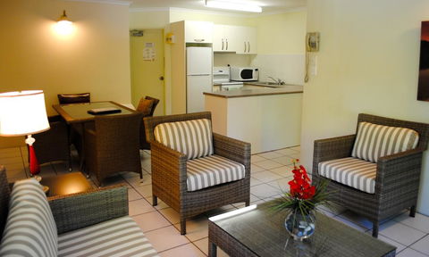 The Port Douglas Queenslander - Sydneys Hotel 34