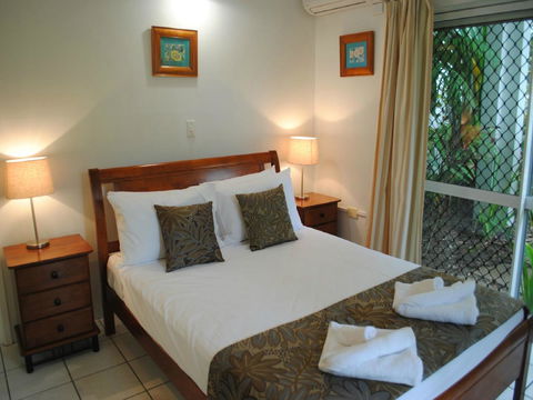 The Port Douglas Queenslander - Sydneys Hotel 17