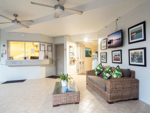The Port Douglas Queenslander - Sydneys Hotel 23