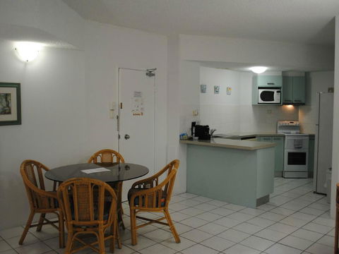 The Port Douglas Queenslander - Sydneys Hotel 20