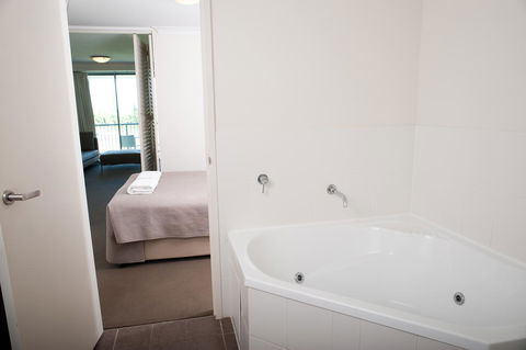 The Point Resort - Sydneys Hotel 3