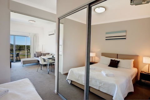 The Point Resort - Sydneys Hotel 16