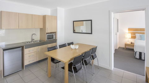 Oaks Port Douglas Resort - Sydneys Hotel 23