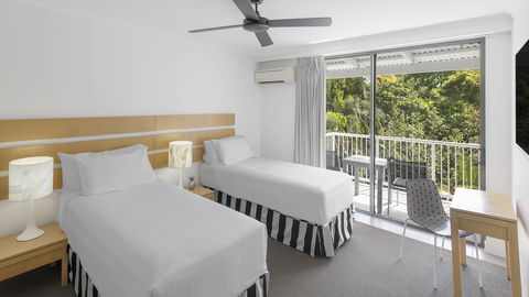 Oaks Port Douglas Resort - Sydneys Hotel 28