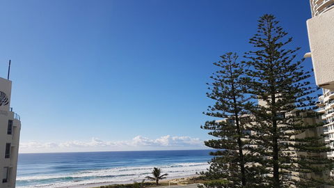 Surfers Chalet - Sydneys Hotel 21