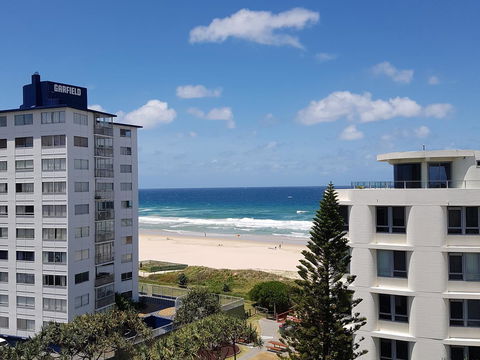 Surfers Chalet - Sydneys Hotel 25