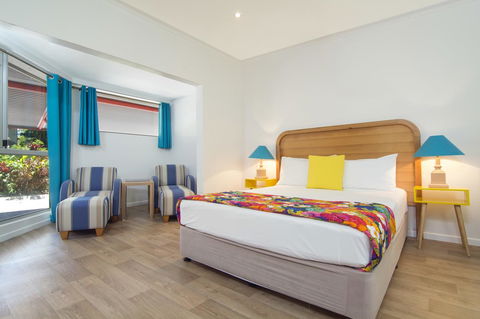 Port Douglas Motel - Sydneys Hotel 34