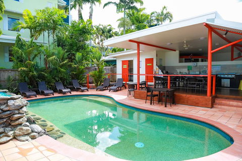 Port Douglas Motel - Sydneys Hotel 23