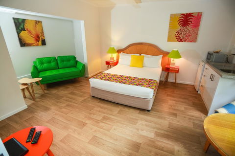 Port Douglas Motel - Sydneys Hotel 15