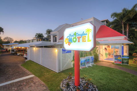 Port Douglas Motel - Sydneys Hotel 44