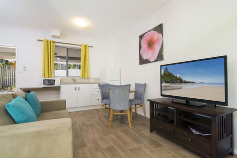 Port Douglas Motel - Sydneys Hotel 43