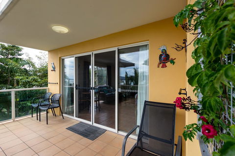 Sunlit Waters Studio Apartments - Sydneys Hotel 32